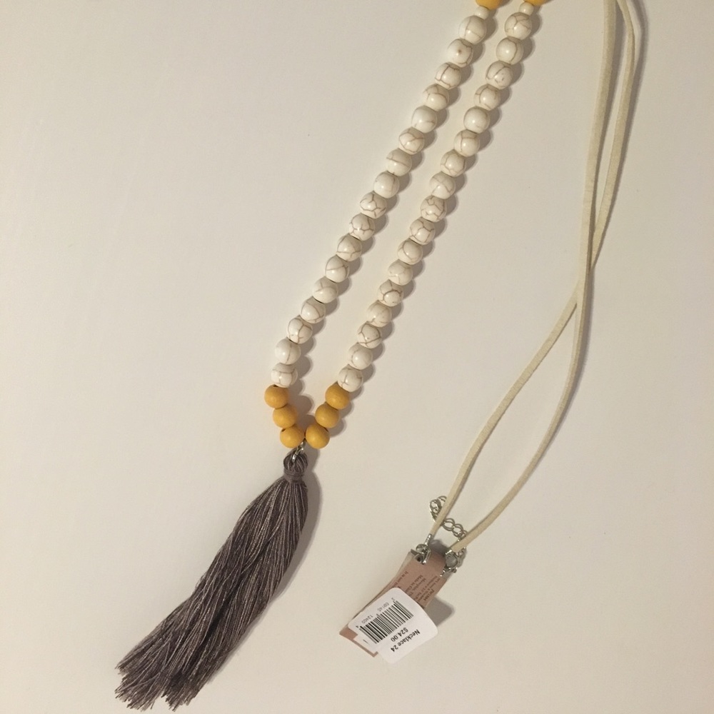 Woman's tassel fashion necklace